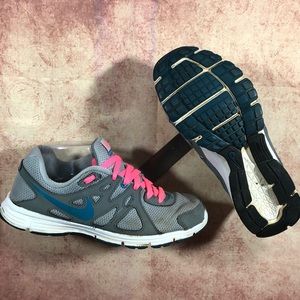 Nike Revolution 2 Wmns Sz 9.5 Running Shoes s180